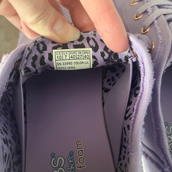 Lavender Sketchers Slip on Sneakers - Picture 3 of 3